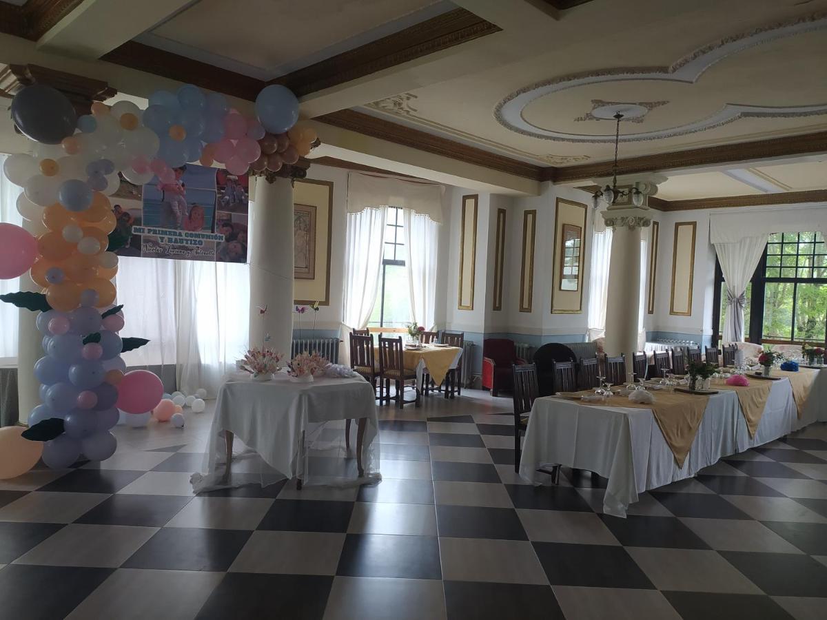 Balneario De Corconte Hotell Cabanas de Virtus Exteriör bild